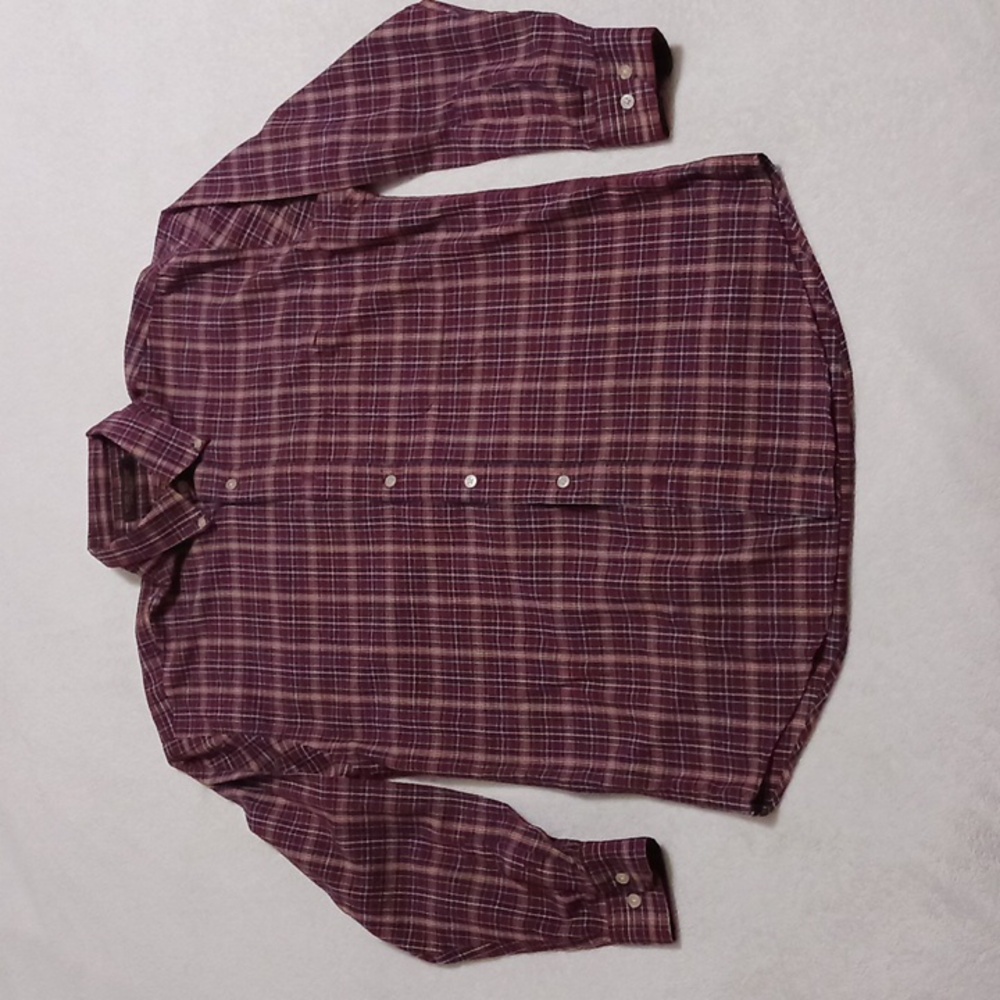 Chesterfield Men's Button Up Medium 15-15 1/2